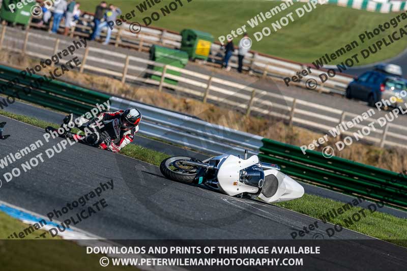 PJM Wedding Photography;enduro digital images;event digital images;eventdigitalimages;mallory park;mallory park photographs;mallory park trackday;mallory park trackday photographs;no limits trackdays;peter wileman photography;racing digital images;trackday digital images;trackday photos